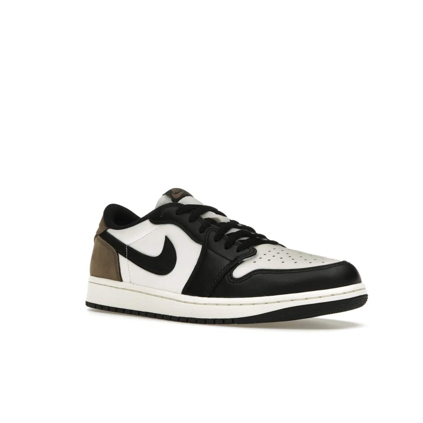 Jordan 1 Retro Low OG Mocha - Image 5 - Only at www.BallersClubKickz.com - 